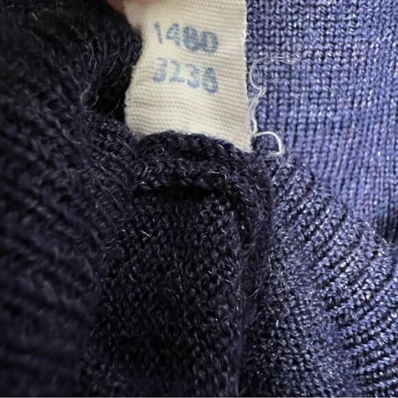 Vintage Navy Blue V Neck Sweater - Picture 9 of 9
